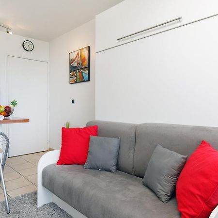 Sea Side Yourhosthelper Cannes Exteriör bild